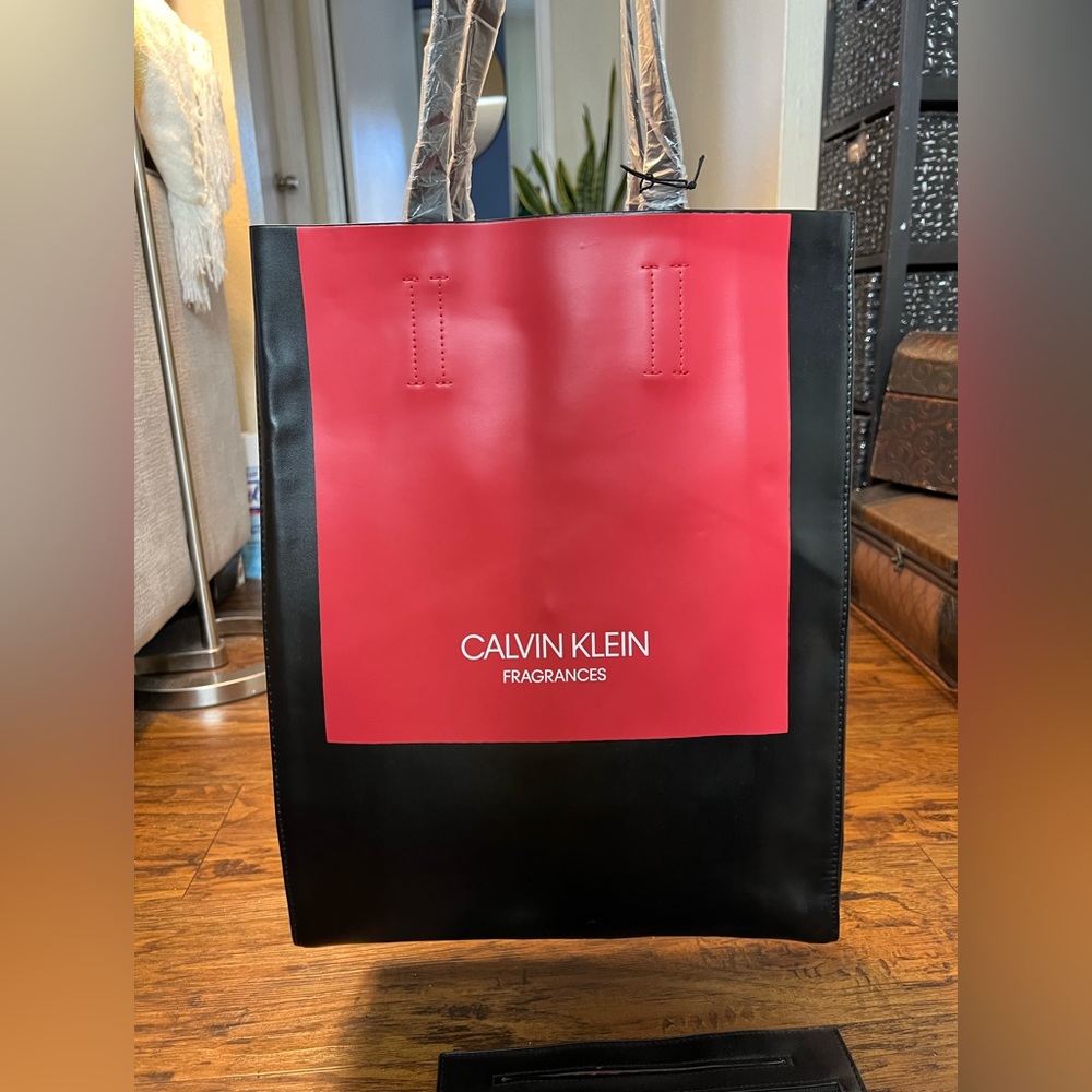Calvin klein tote bag.